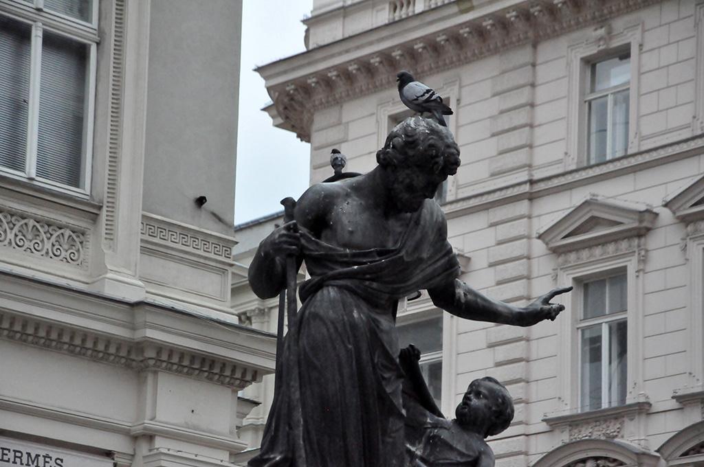 Leopoldsbrunnen by Johann Martin Fischer